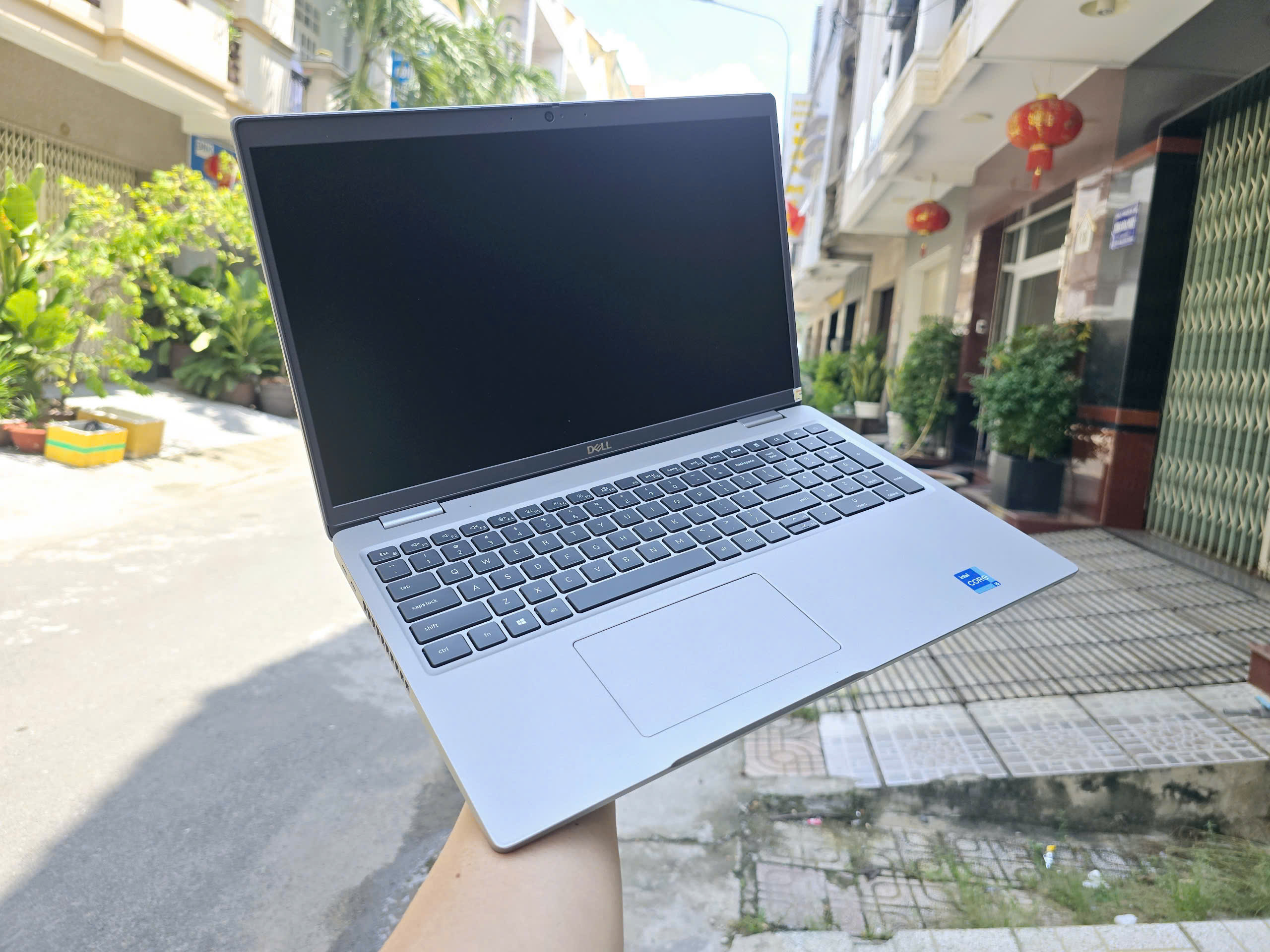 Dell Latitude 5520 (Core i5 1145G7, RAM 8GB, SSD 256GB, 15.6 inch FullHD)
